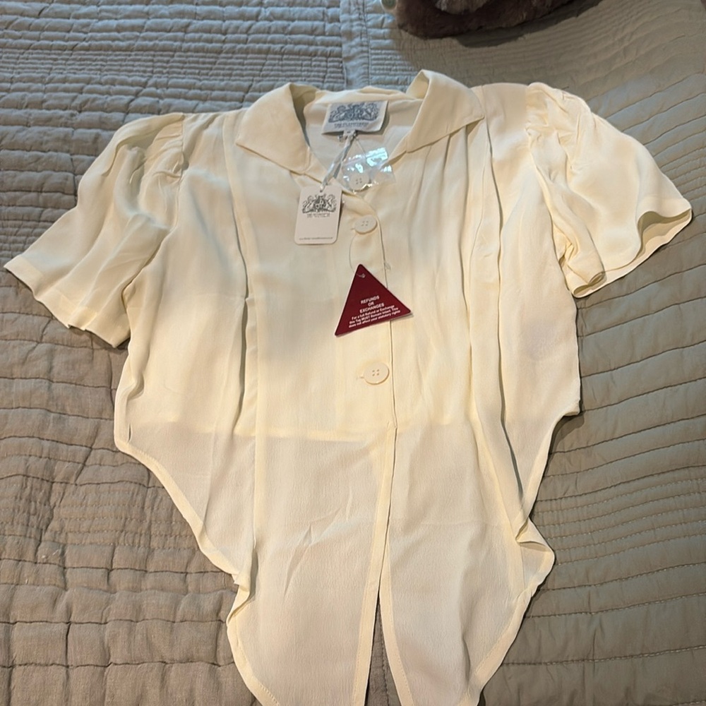 Cream Short-Sleeve Blouse with Collar